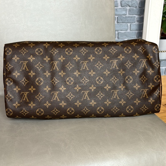 Original LV speedy bag size 40 - Picture 5 of 13